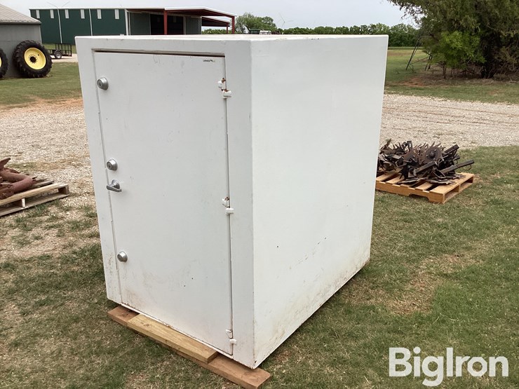 above-ground-storm-shelter-image-1