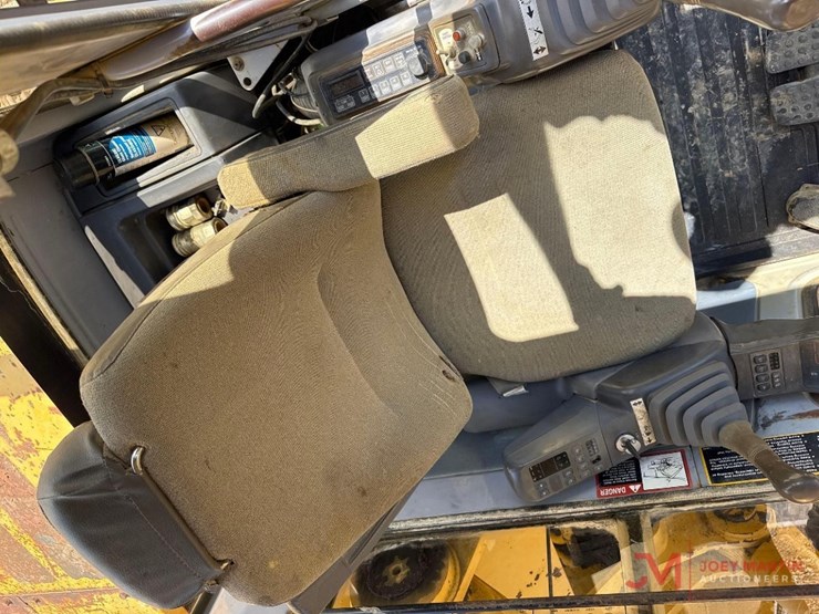 1993-deere-892e-lc-image-28
