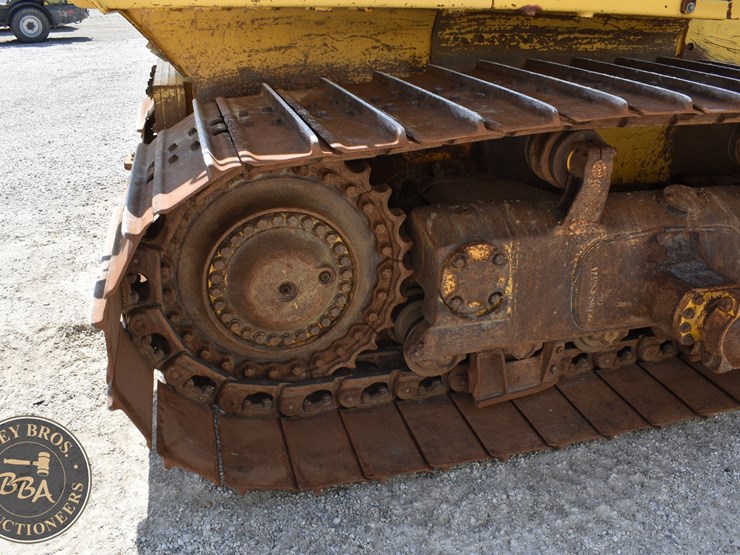 2014-komatsu-d65wx-17-image-26