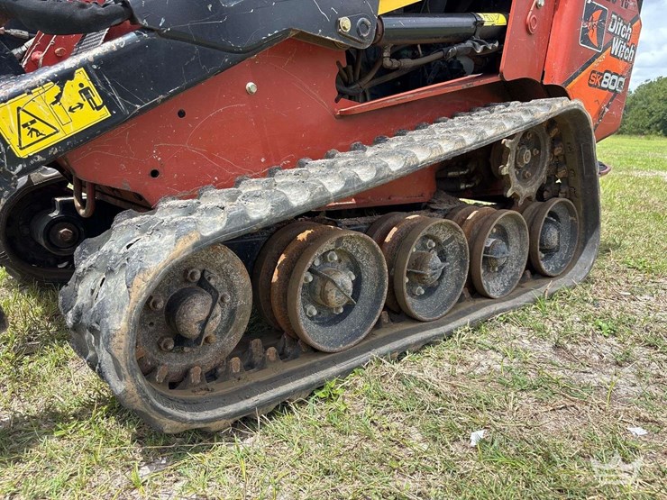2020-ditch-witch-sk800-image-31