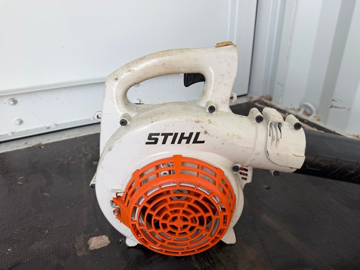 #6033-•-stihl-bg55-handheld-leaf-blower-image-6