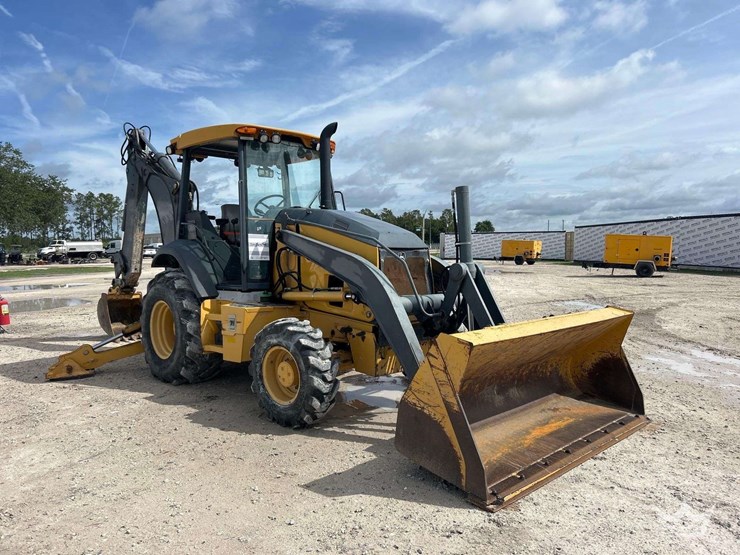 deere-410l-image-2