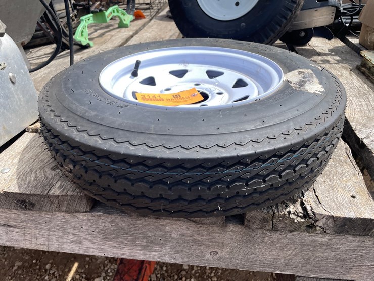 #2141-•-high-run-trailer-tire-image-1