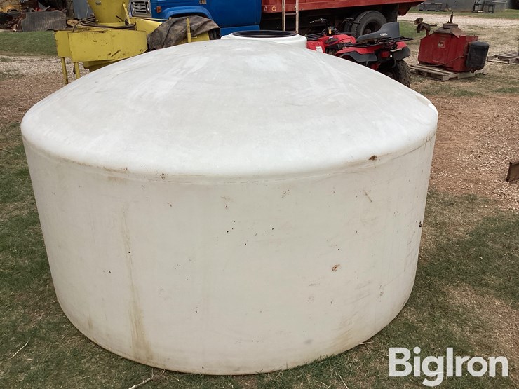 1,100-gallon-storage-tank-image-6