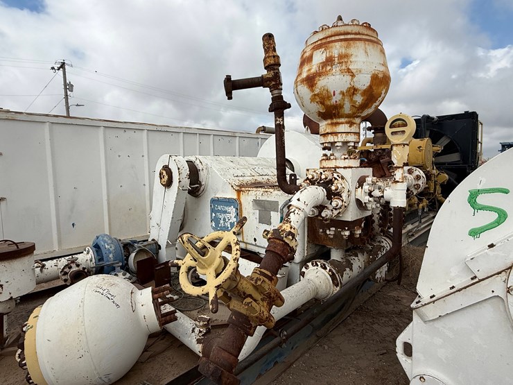 2011-caterpillar-3512-image-12
