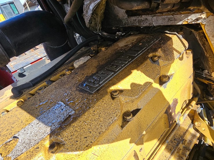 2000-caterpillar-574-image-23