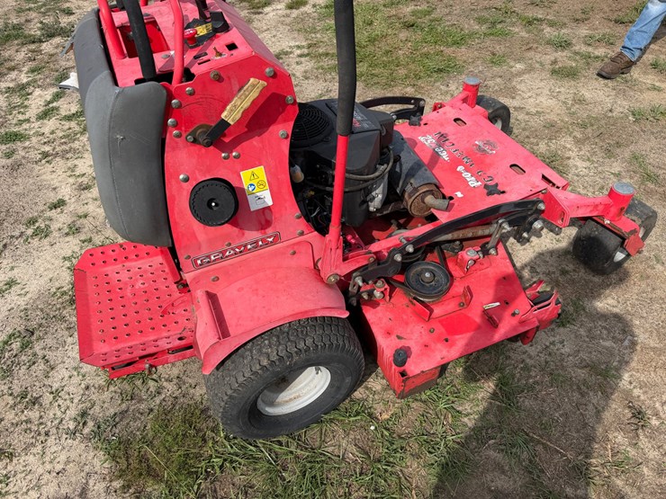 #6009-•-gravely-52"-pro-stance-52-zero-turn-lawnmower-image-8