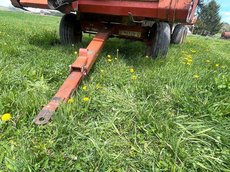 #3296-•-h&s-7-+-4-twin-auger-chopper-box-image-21