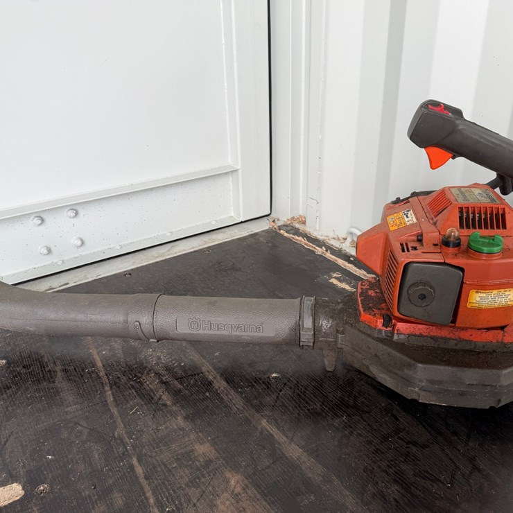 #6039 • Husqvarna 225/HBV Handheld Leaf Blower
