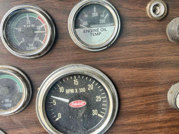 1987-peterbilt-359-image-67