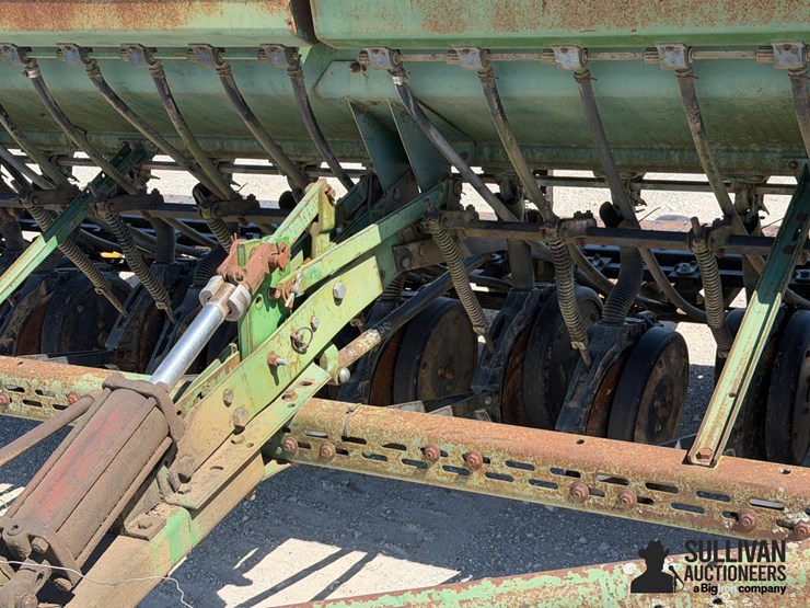 john-deere-8300-image-15