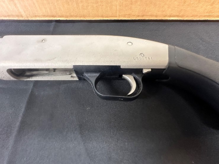 #272-•-mossberg-model-590-shotgun-image-5