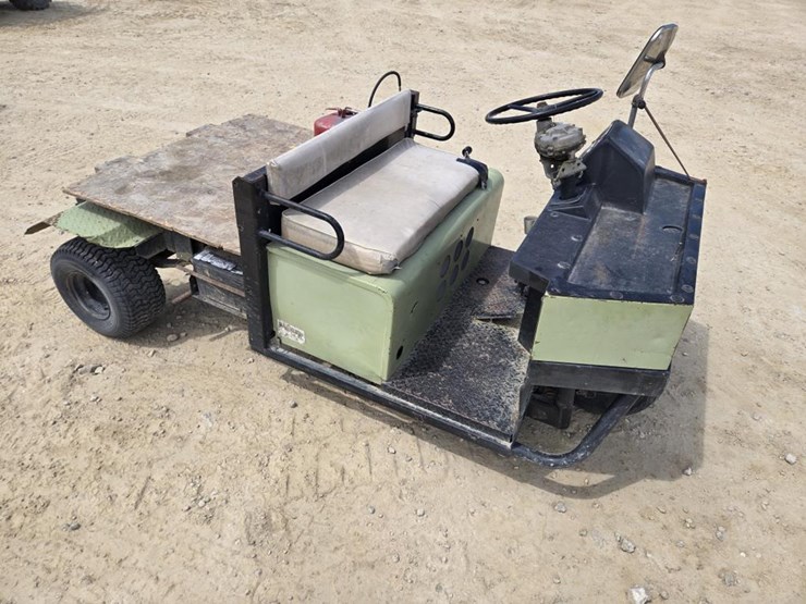 #1966-•-cushman-golf-cart-image-3