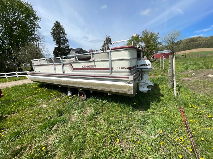 #2103-•-1990-kennedy-24'-supreme-pontoon-and-trailer-(has-wi-title)-image-6
