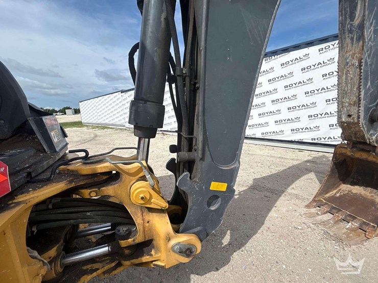 deere-410l-image-34