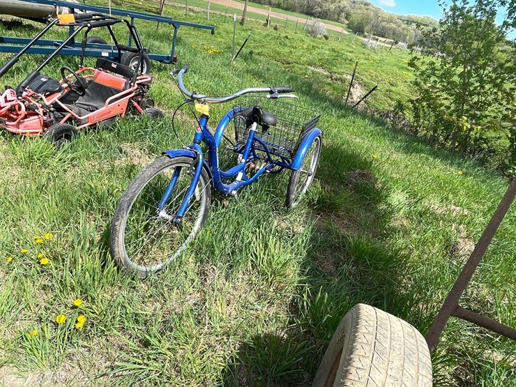 #2109-•-schwinn-meridian-trike-image-1