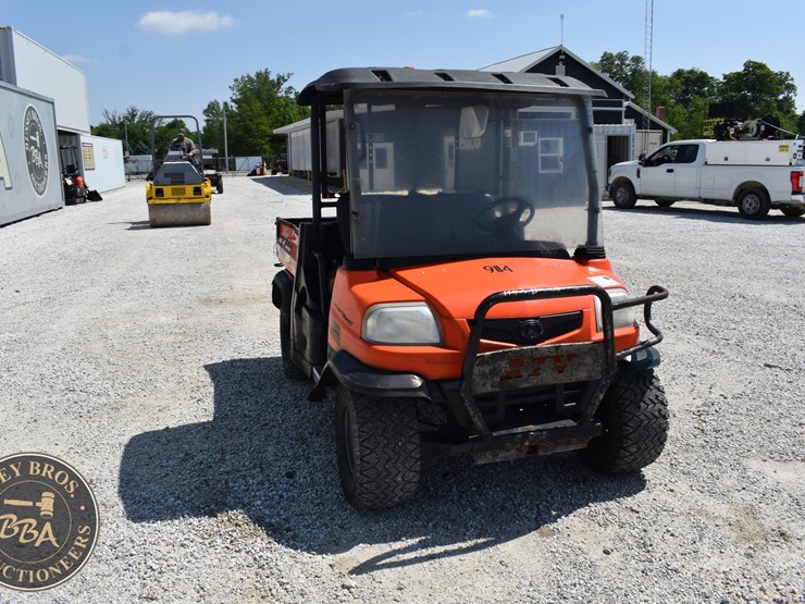 2012-kubota-rtv900-image-11