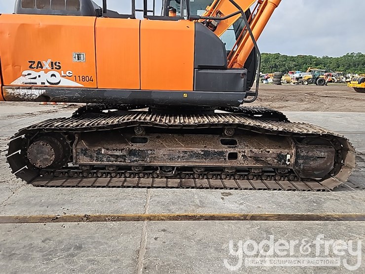 2017-hitachi-zx210-lc-6n-image-8