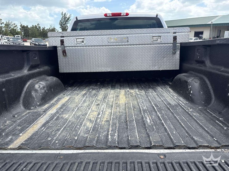 2012-chevrolet-silverado-1500-image-6