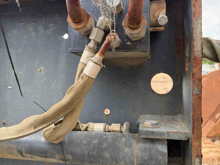 14”-bobcat-hydraulic-fast-cut-image-4