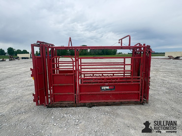 stronghold-cattle-chute-image-4
