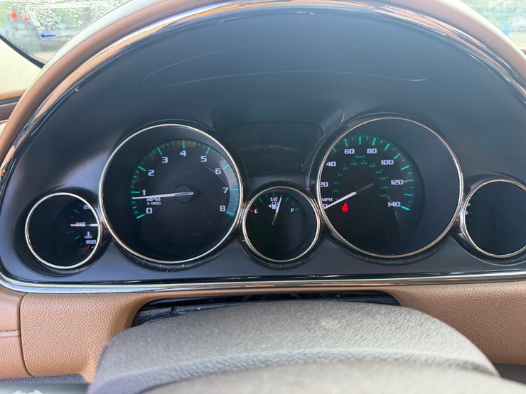 2015-buick-enclave-image-11