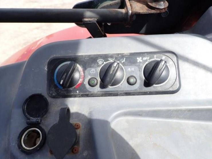 2016-kubota-m6-141-image-21
