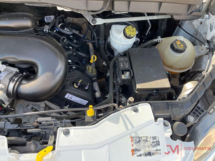 2019-ford-transit-image-15