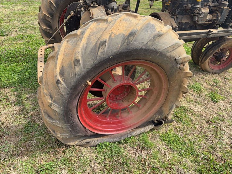 farmall-f-20-image-18