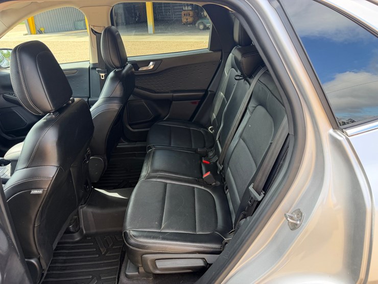 2020-ford-escape-image-5