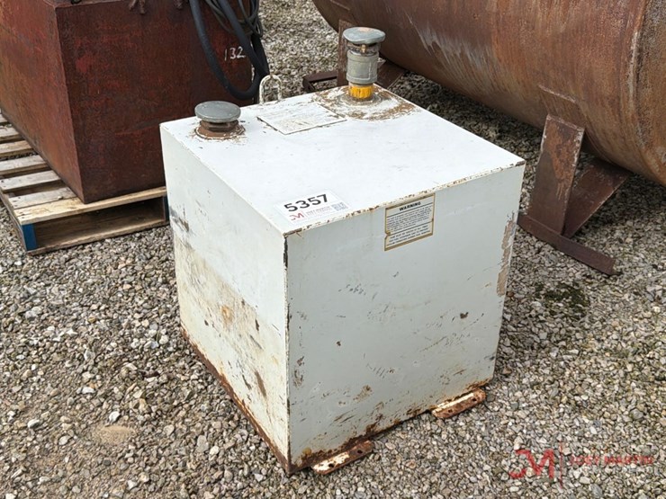 50-gall0n-aux.-fuel-tank-image-1