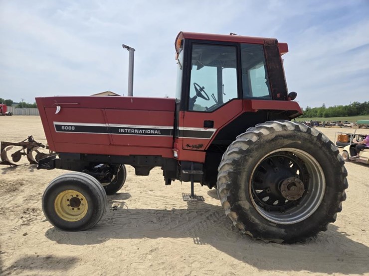 case-ih-5088-image-2