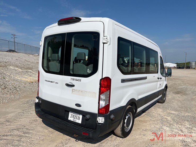 2019-ford-transit-image-2