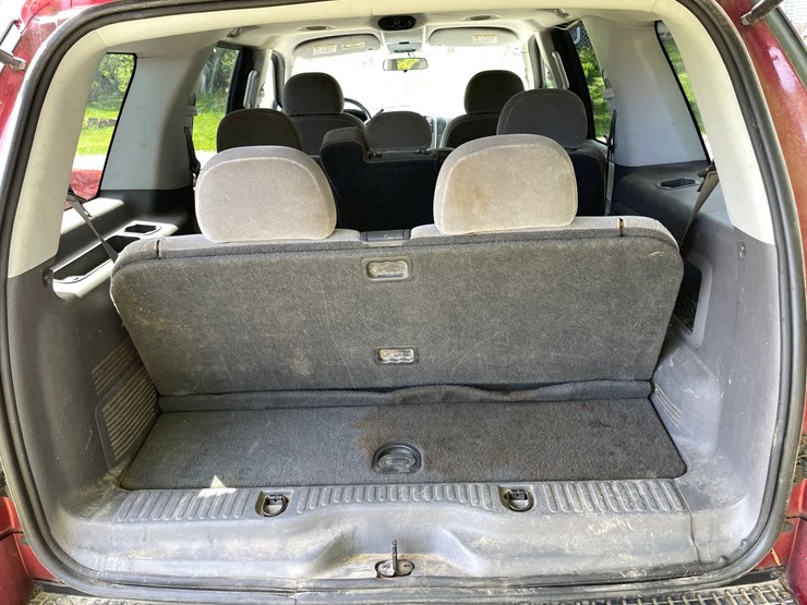2005-ford-explorer-image-26