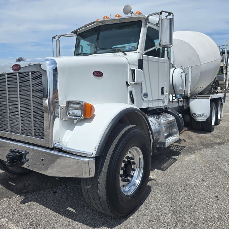2014 PETERBILT 365
