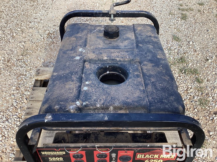 black-max-pm0535001-generator-image-13