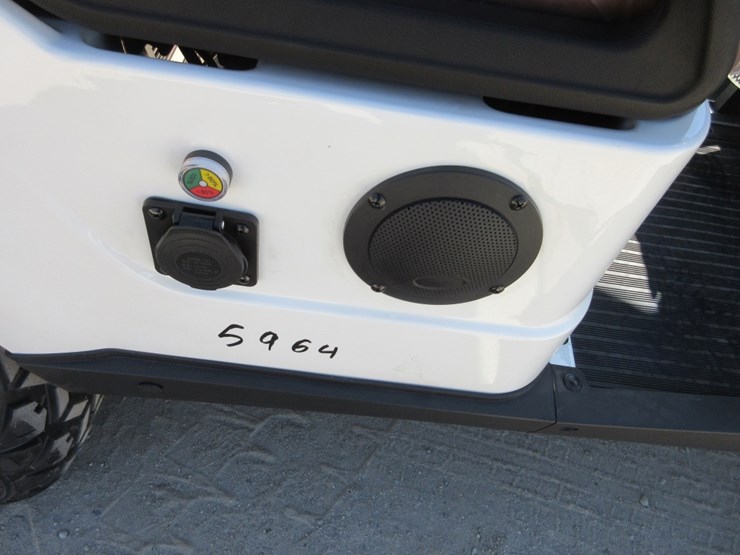 2026-sdlanch-sdlc80-shuttle-golf-cart,-image-12