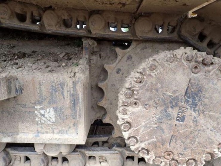 2022-komatsu-pc210-lc-11-image-45