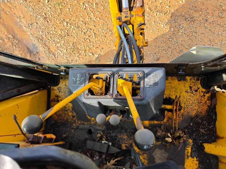 deere-310c-image-13