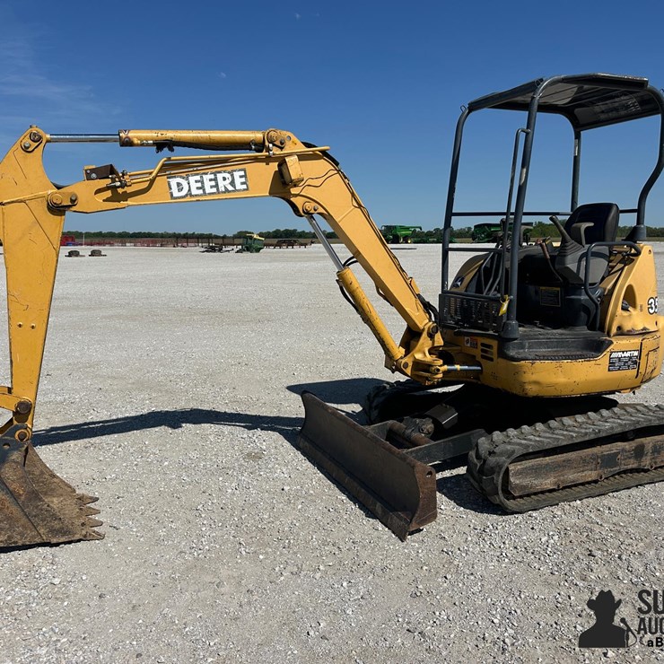 2005 DEERE 35C