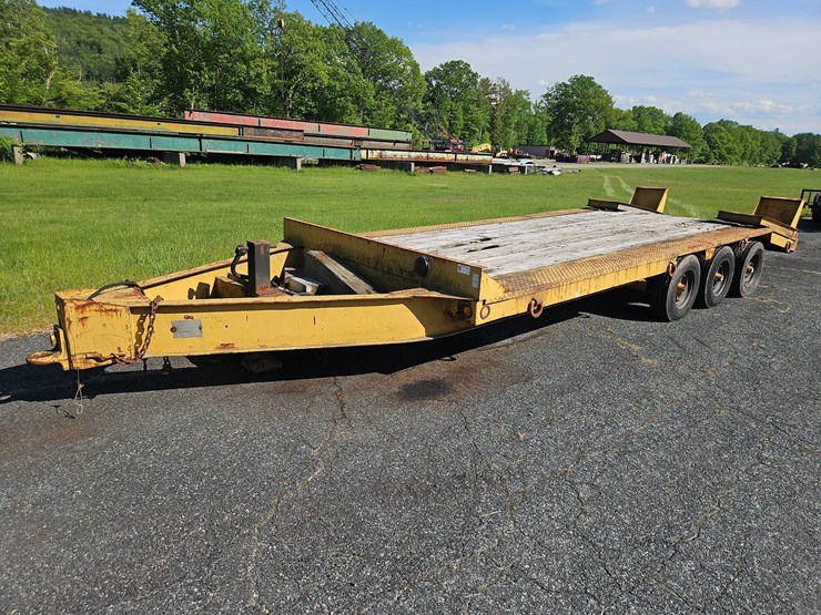 1987-eager-beaver-tri/a-utility-trailer-image-1