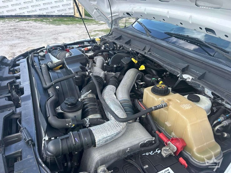 2013-ford-f450-image-8