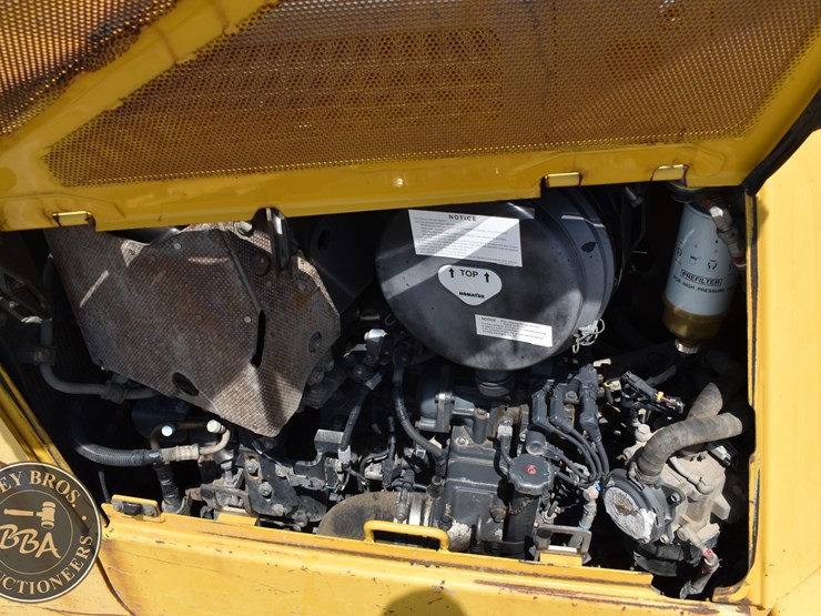 2014-komatsu-d65wx-17-image-30