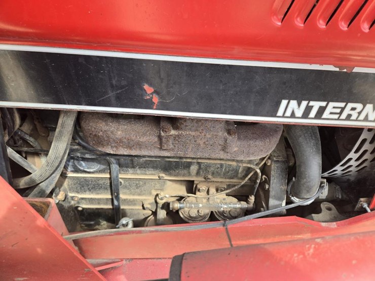 case-ih-585-image-13