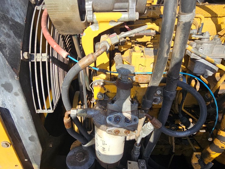 2000-caterpillar-574-image-22