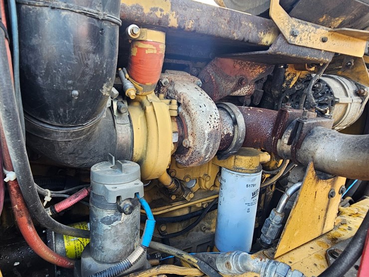 2000-caterpillar-574-image-27