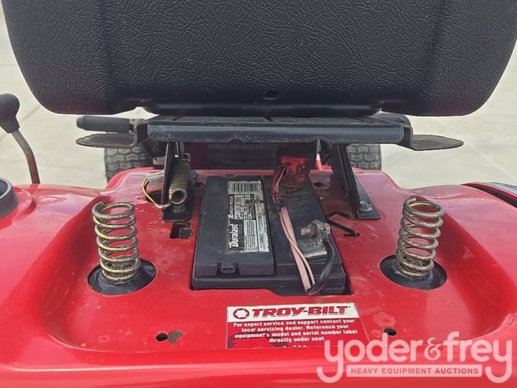 troy-bilt-bronco-image-23