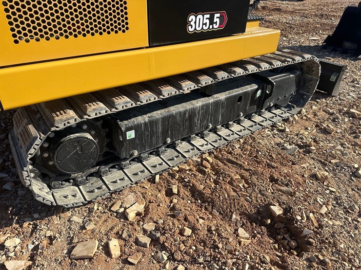 2025-caterpillar-305.5-image-18