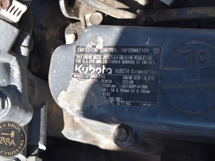 2012-kubota-rtv900-image-19