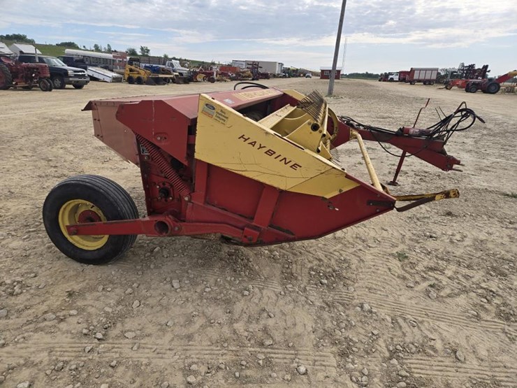new-holland-492-image-12